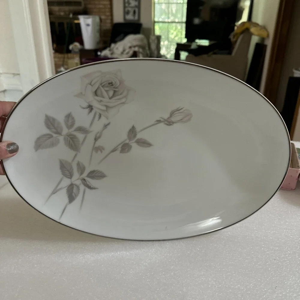 Noritake China Melrose 6002 Oval Serving Platter Platinum Trim Japan